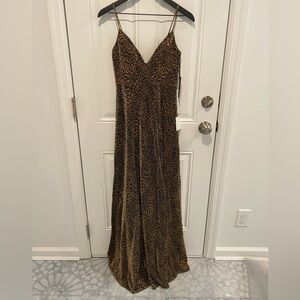 Lulu’s Animal Print Formal Dress V-neck Spaghetti Straps Women’s Size 2